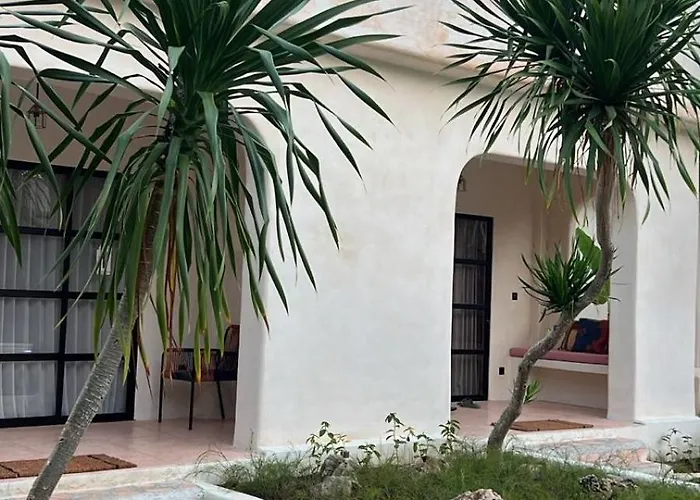 El Campo Mushroom Hotel