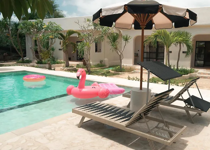 El Campo Mushroom Hotel *